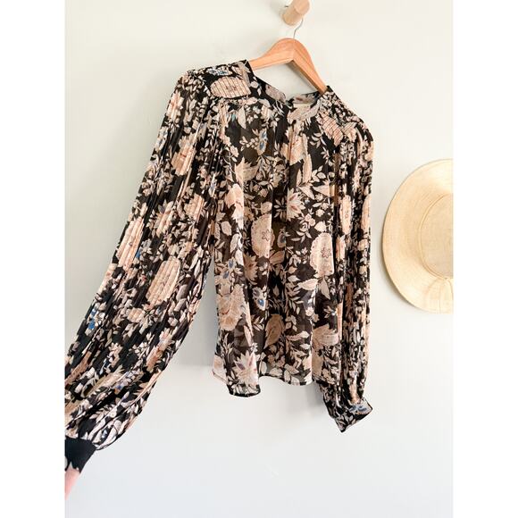 Floral Black and Cream Women's Top - Picture 3 of 12